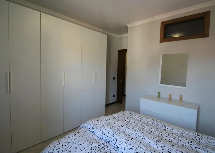 Lejlighed Vittore By Interhome